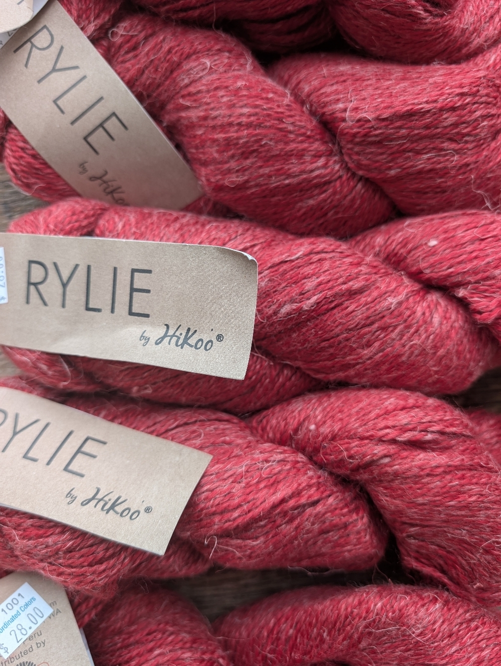 RYLIE by Hikoo Yarn 5 Skeins Rich Rose Raspberry Red - Picture 2 of 5